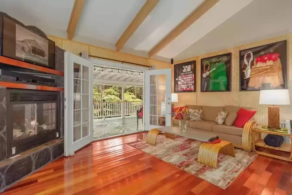 Hau'Oli Place Tiki Cottage In Volcano United States